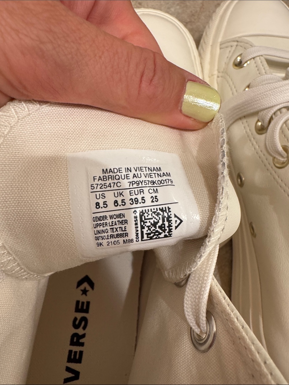 Converse leather High Top Platform Sneakers in Cream - Picture 5 of 5